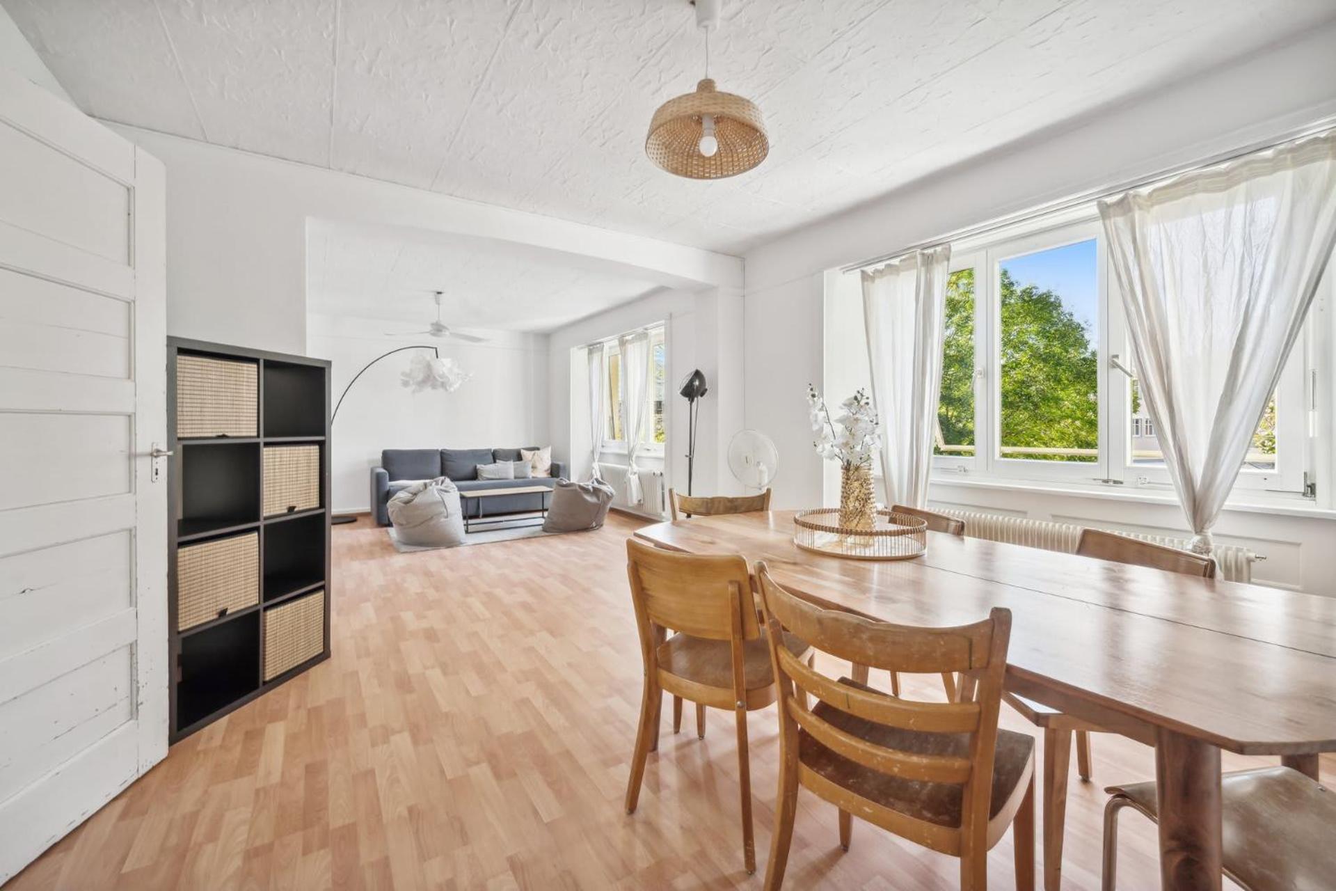 ציריך Homey Comfort In Oerlikon מראה חיצוני תמונה